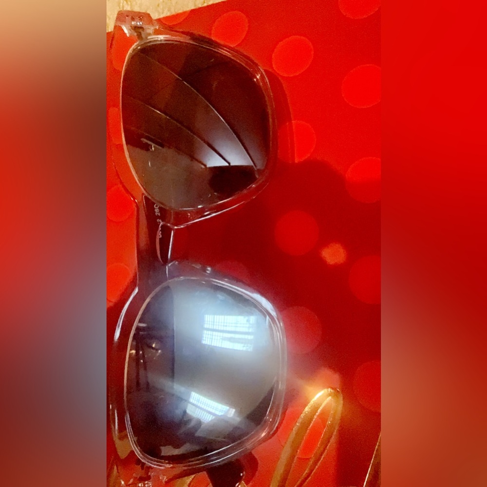 Diesel Square Transparent Sunglasses - Picture 4 of 4